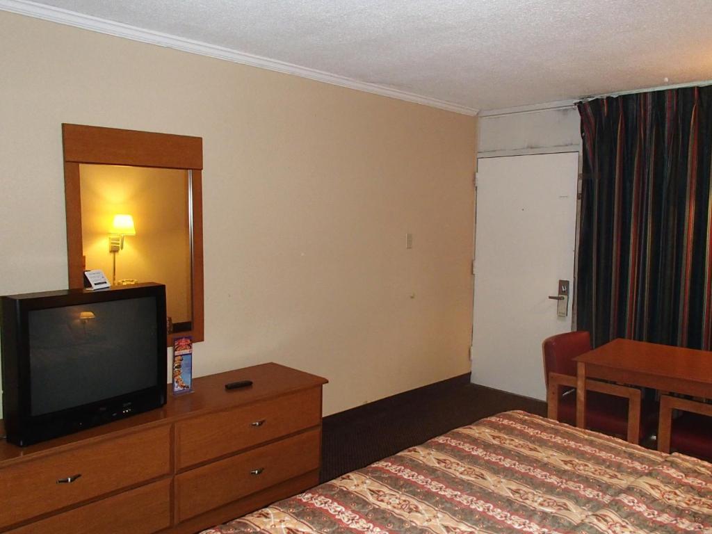 Sunrise Inn Lake Charles Room photo