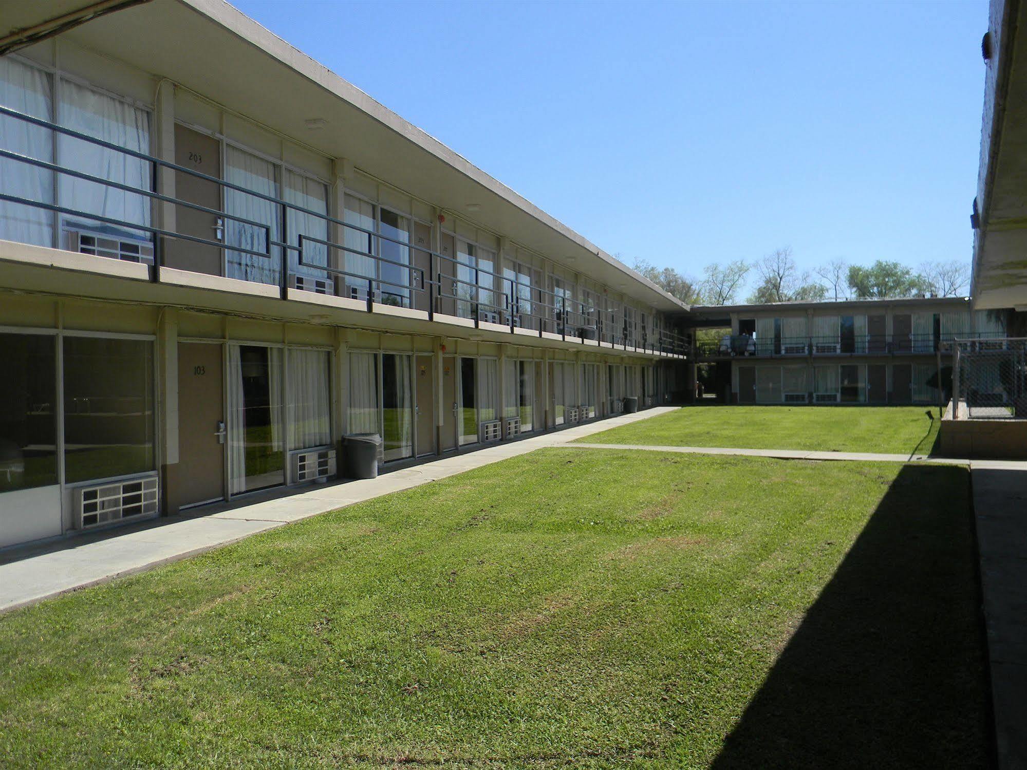 Sunrise Inn Lake Charles Exterior photo